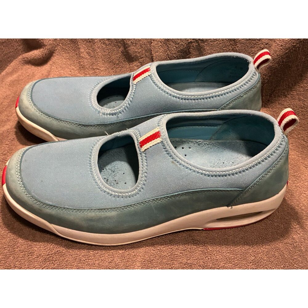 Cole Haan Nike Women slip on shoes. Size 8.5